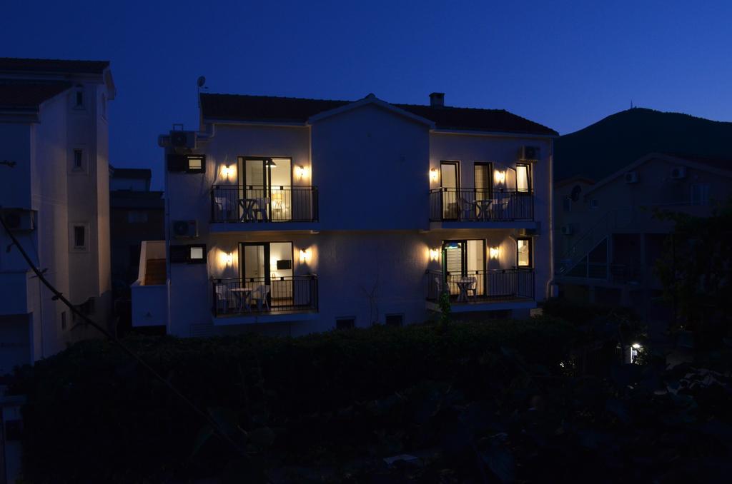 Casablanca Apartments ブドヴァ エクステリア 写真